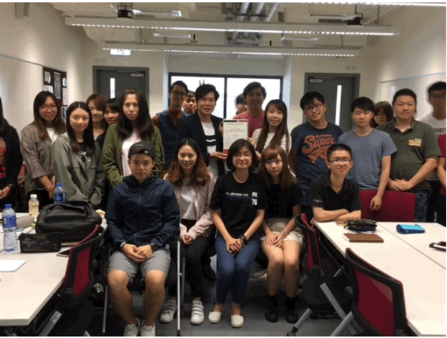 Dr Jacky TING, Head of Digital Business, Cognizant Business Solutions (Greater China) shared his expertise on digital technologies with THEi Retail Management Year 3 and 4 students on 10 Oct 2018.